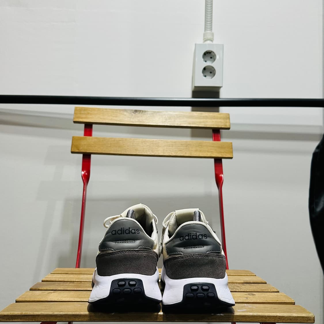260) 아디다스 운동화 남성 남자 신발 런 70 화이트 그레이 상품이미지5