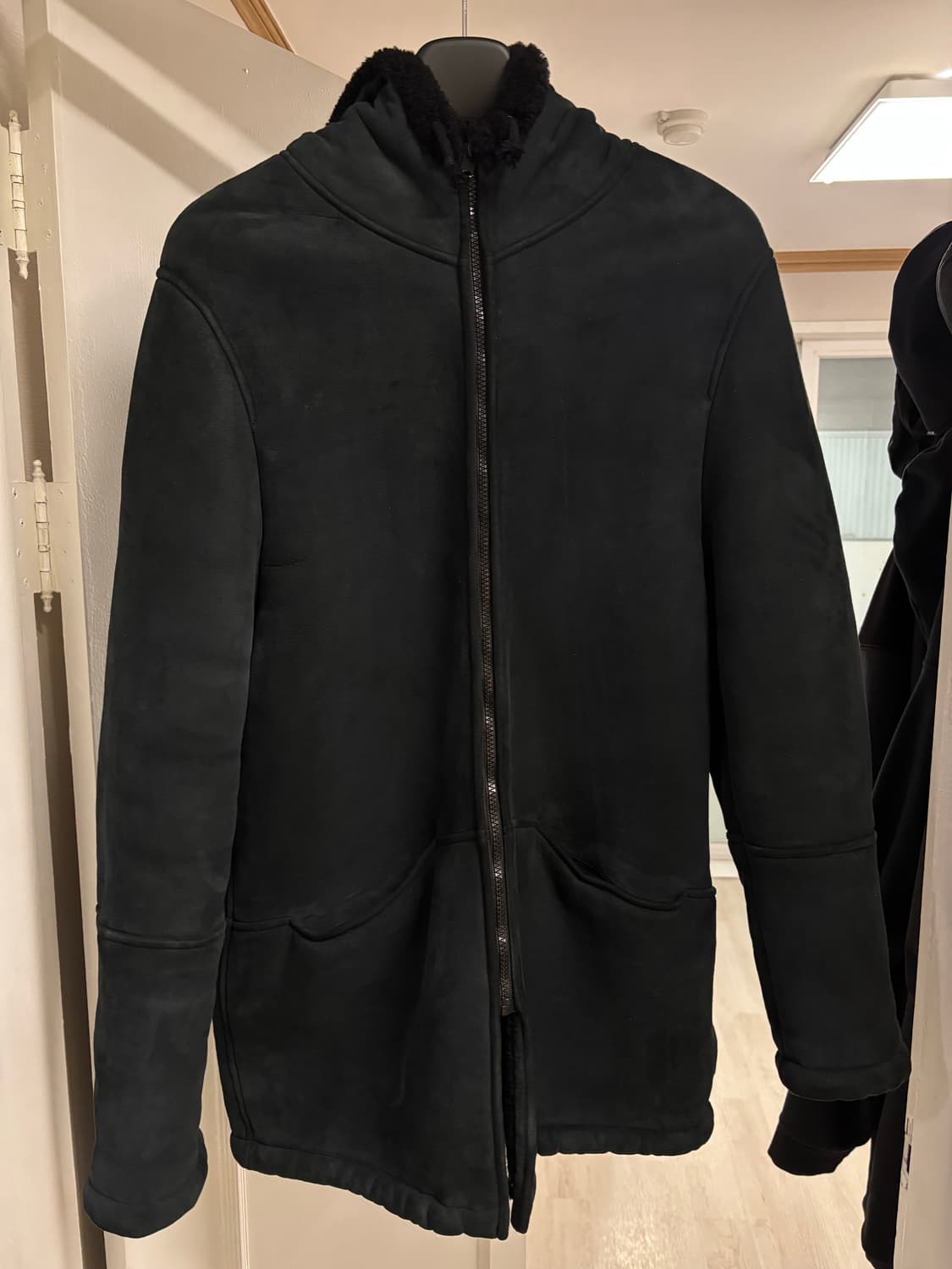 이지 시즌5 롱 후드 무스탕 자켓 상품이미지4