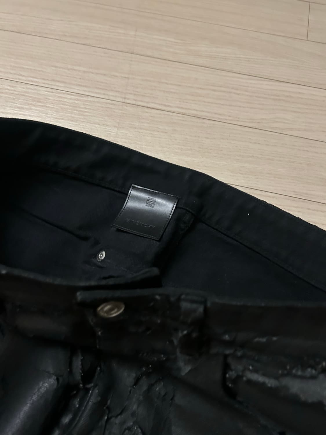 지방시 크랙클 레더 코팅진 31 상품이미지6