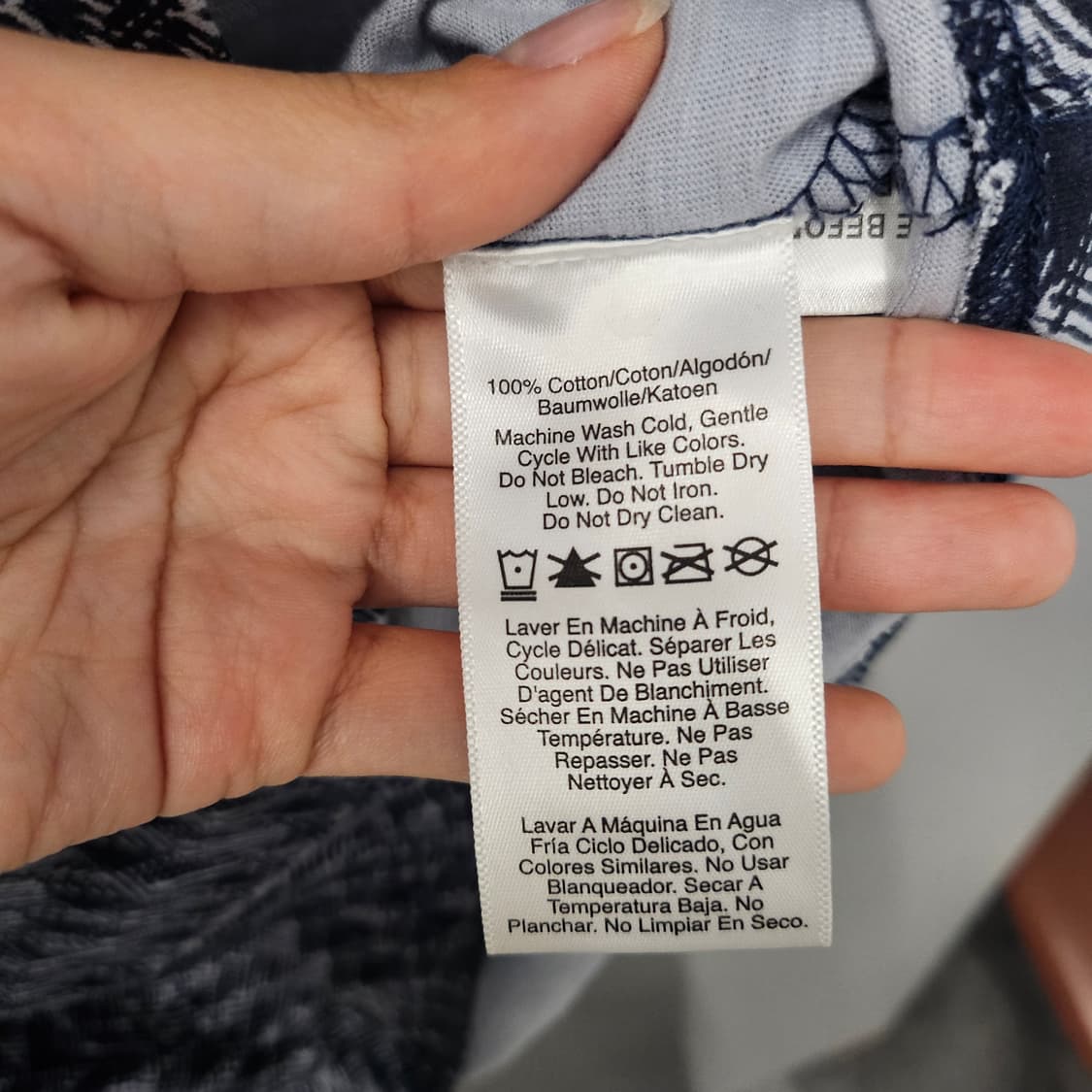 DKNY 패턴 로고 카라티 상품이미지4