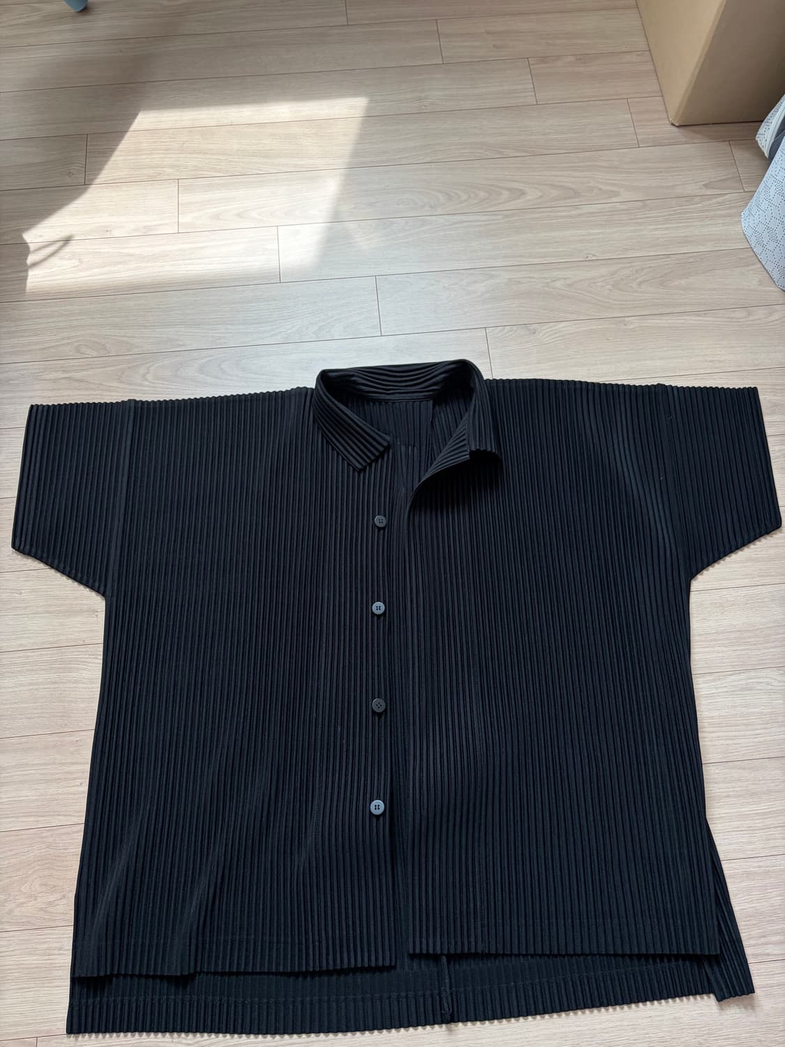 옴므플리세 반팔셔츠 상품이미지1