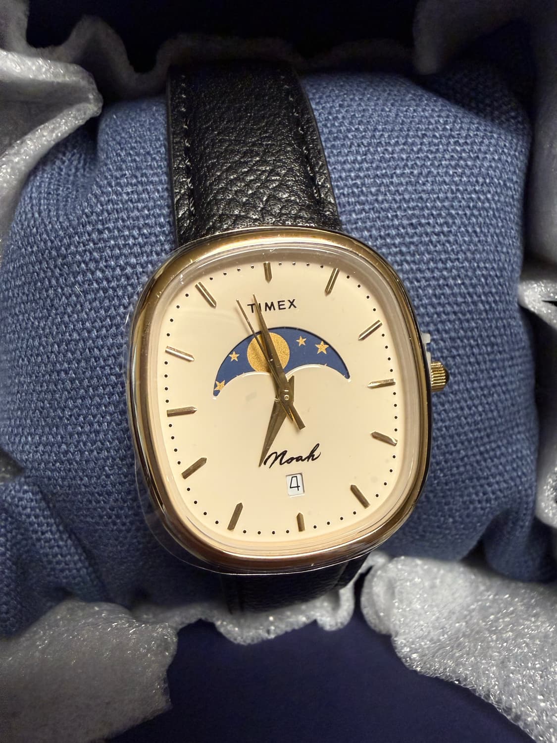 Timex x Noah 콜라보 문페이즈 워치 새상품 상품이미지2
