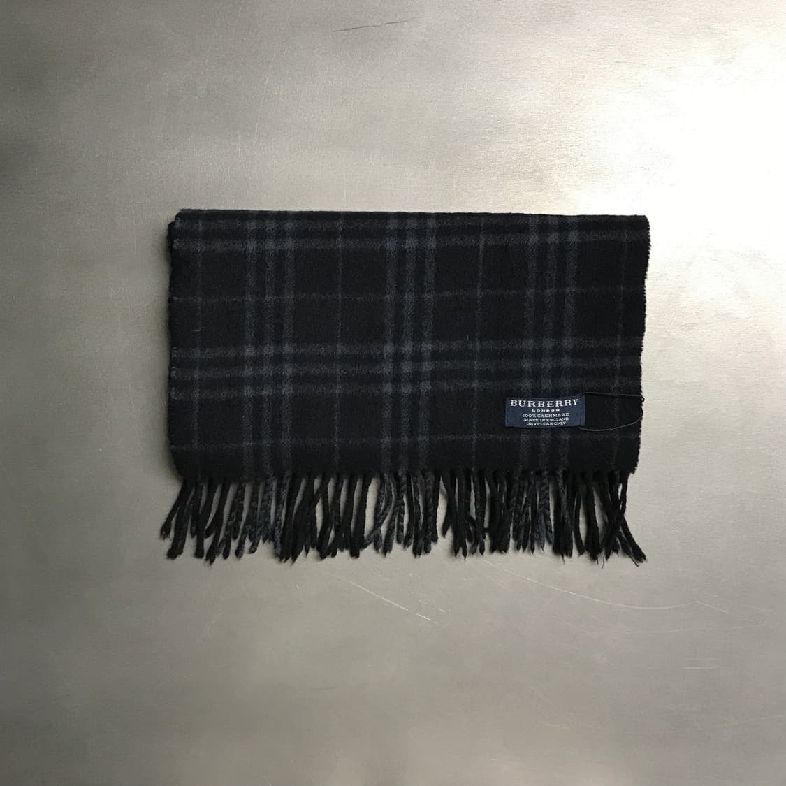 버버리 정품 캐시미어 머플러 네이비 상품이미지2