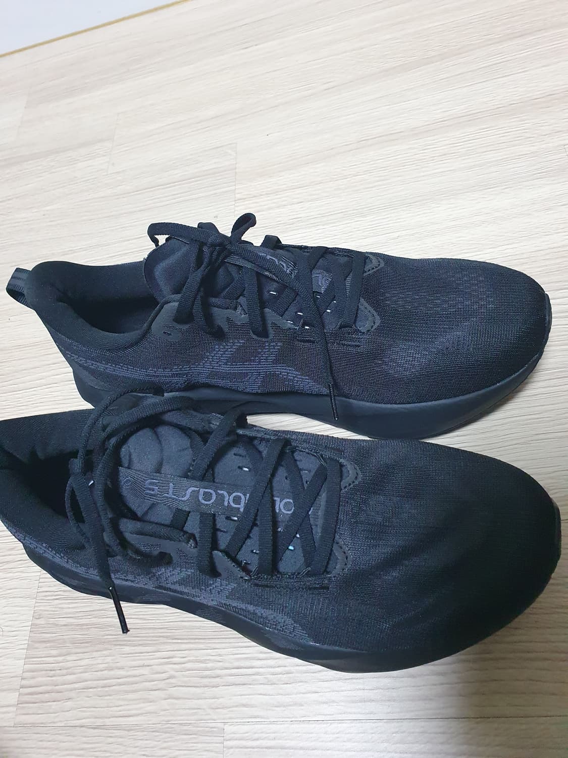 아식스 노바블라스트 5 와이드 러닝화 285 상품이미지7