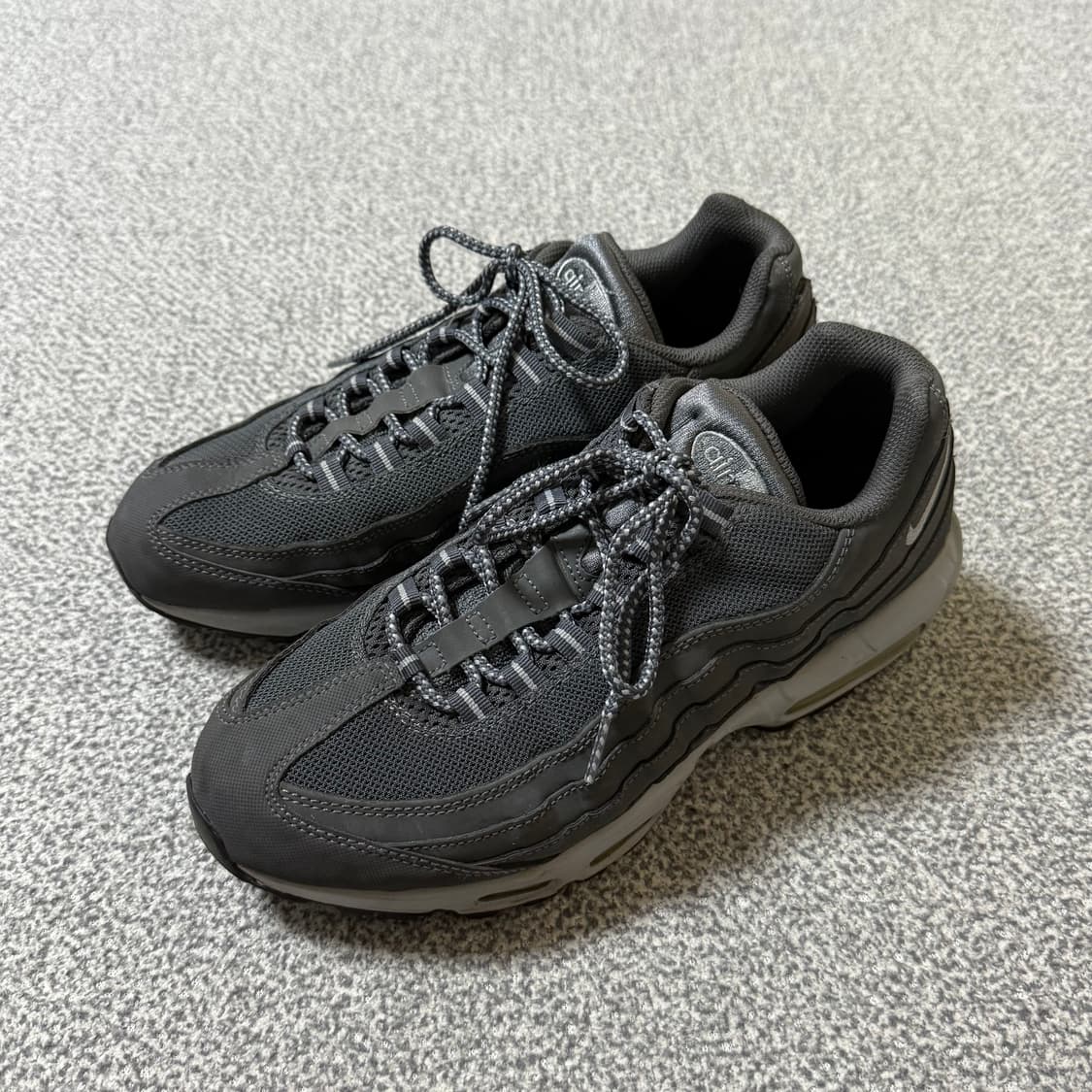 [정가 24만원] 나이키 애어맥스 95 275 상품이미지5