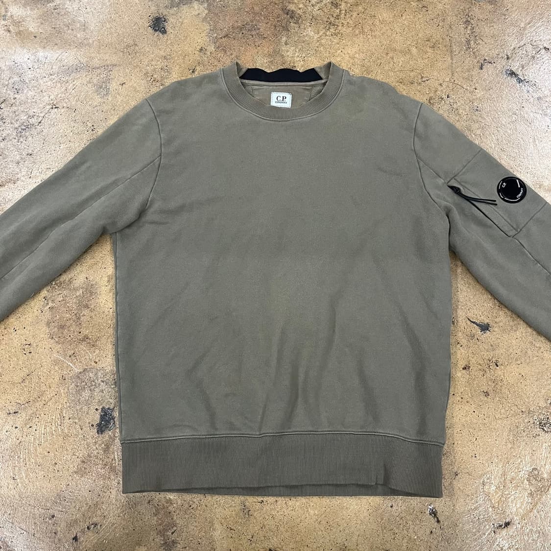 [정품/L] C.P. 컴퍼니 맨투맨 티셔츠 카키 b19 상품이미지3