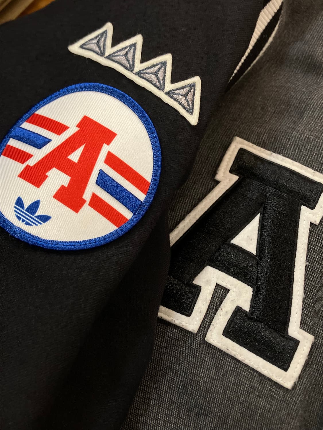 아디다스 스타디움 바시티 자켓 차콜 95 #csz2223  상품이미지4