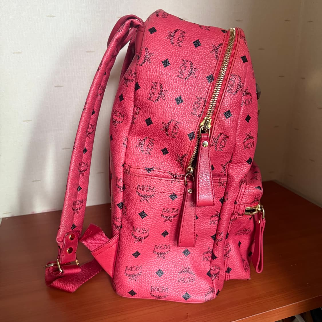 MCM 비세토스 백팩 레드 상품이미지2