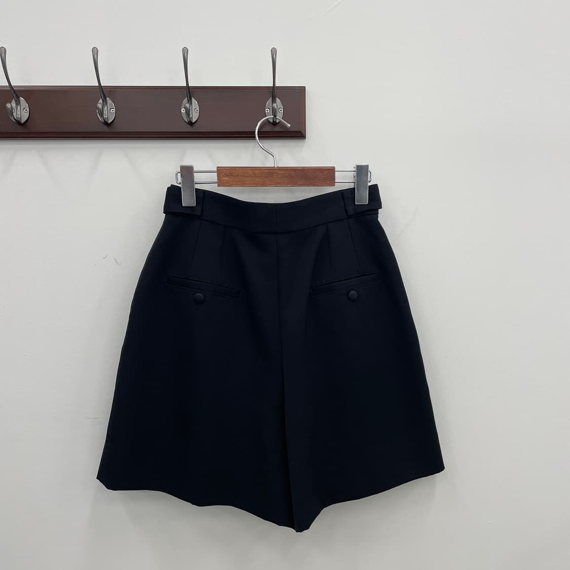 돌체앤가바나 검정색 플리츠 반바지 상품이미지2