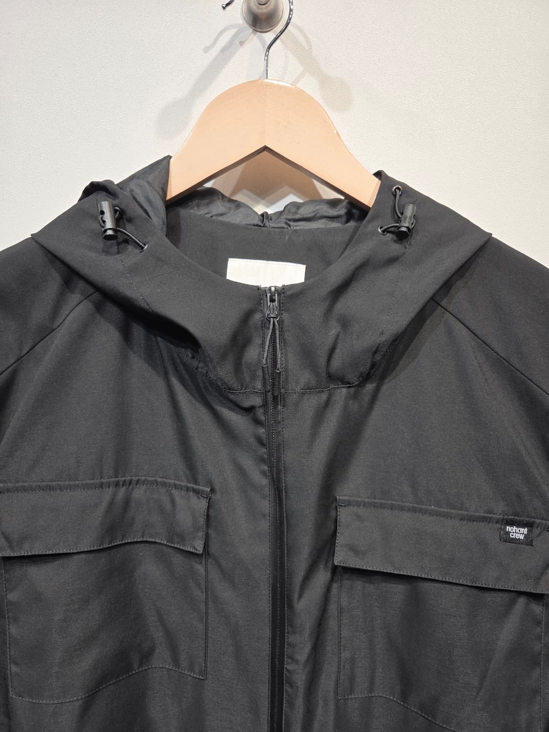 노앙 크루 (nohant crew) 블랙 후드 바람막이 자켓 상품이미지3