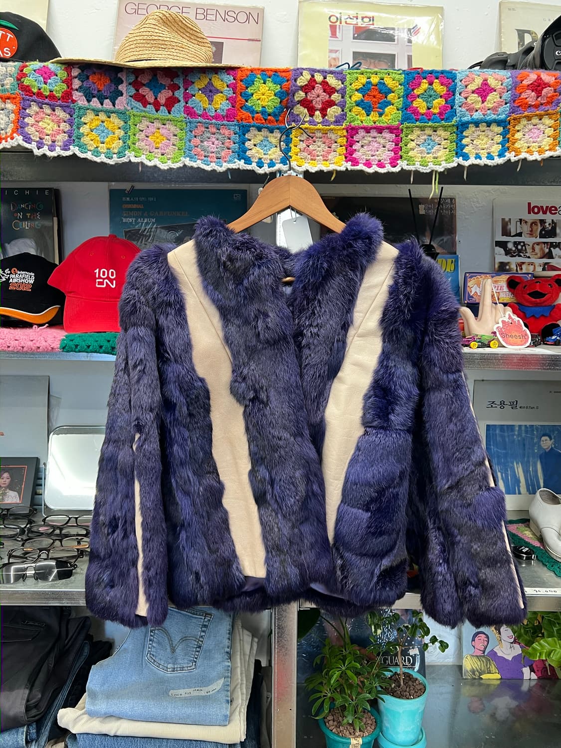 Deep Purple faux Fur Jacket 상품이미지1