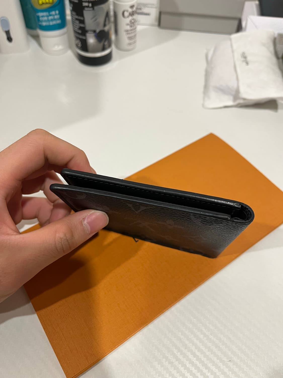 루이비통 모노그램 이클립스 반지갑 블랙 [정품] 상품이미지4