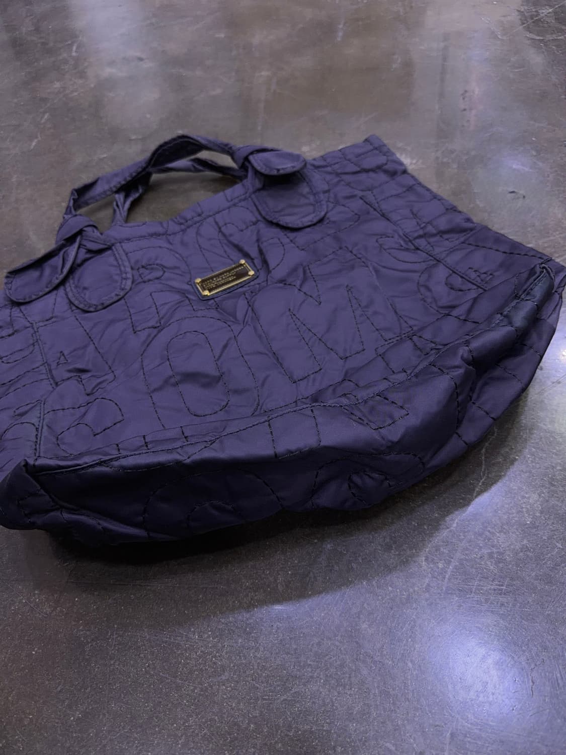 마크제이콥스 스탠다드 서플라이 라인 퀼티드 토트백 상품이미지6