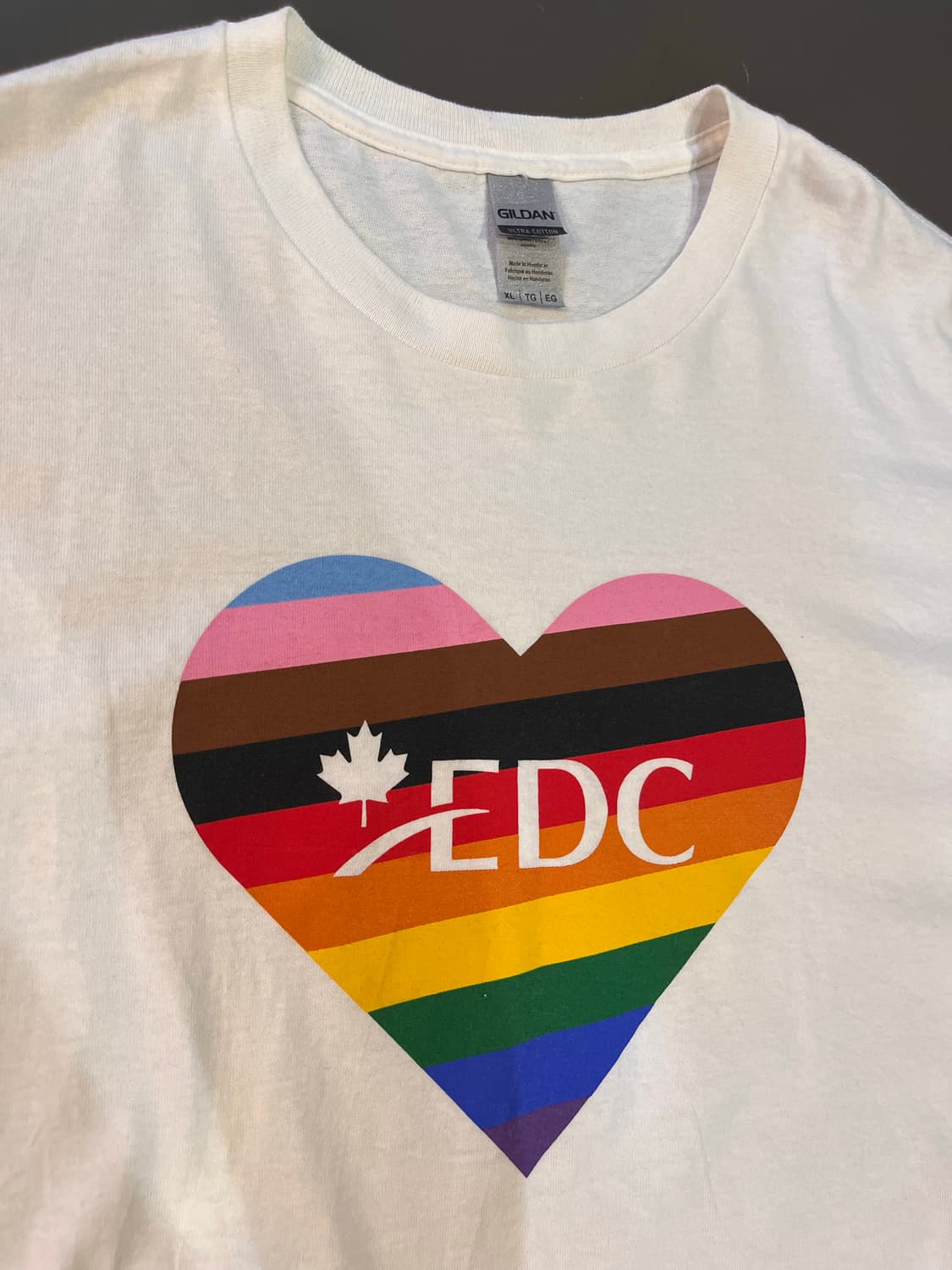 EDC 레인보우 하트 프린팅 반팔티 XL 상품이미지3