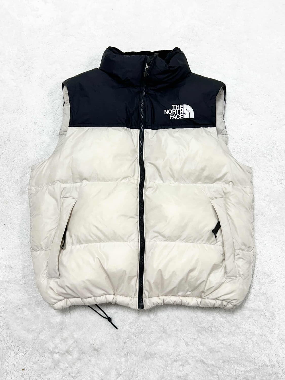 노스페이스 눕시 화이트 패딩조끼 상품이미지6