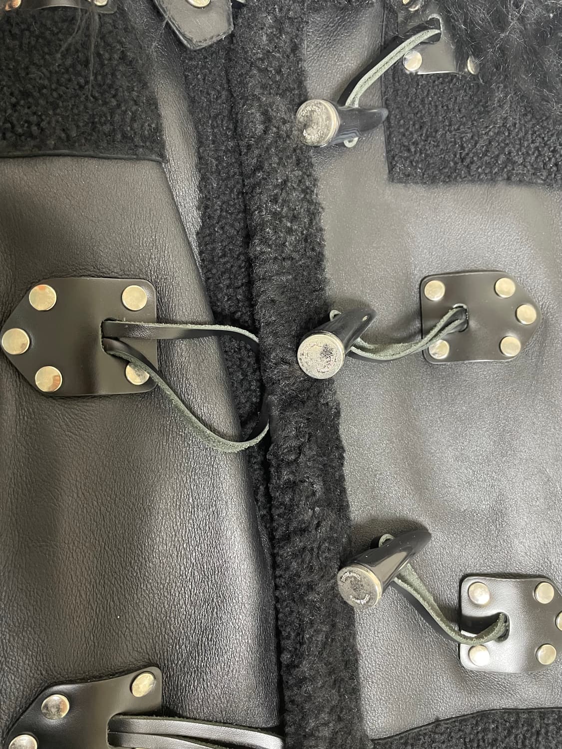 SJYP 스티브제이앤요니피 양가죽 무스탕 상품이미지4