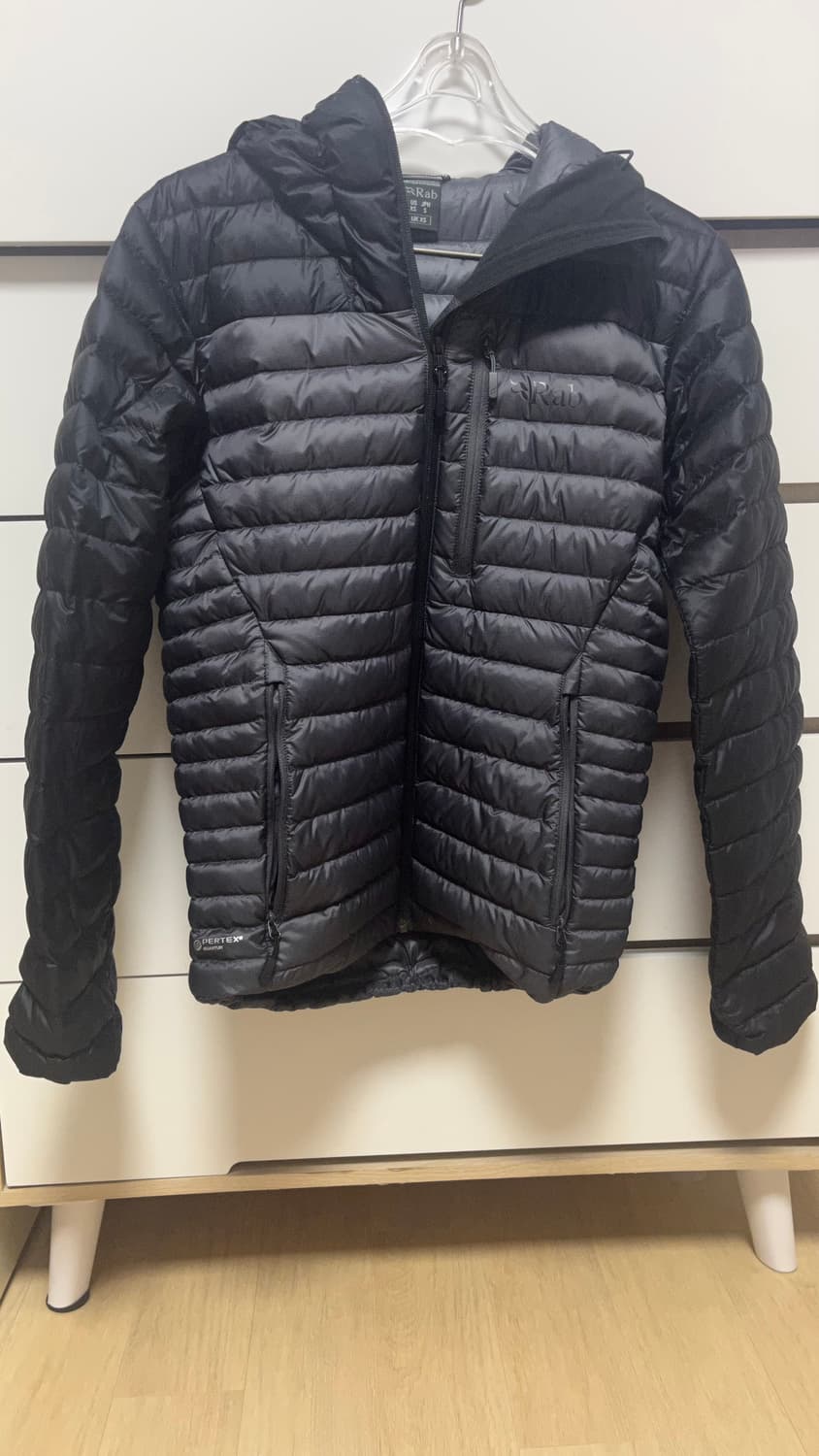 랩 마이크로라이트 알파인 자켓 블랙그래핀 상품이미지2