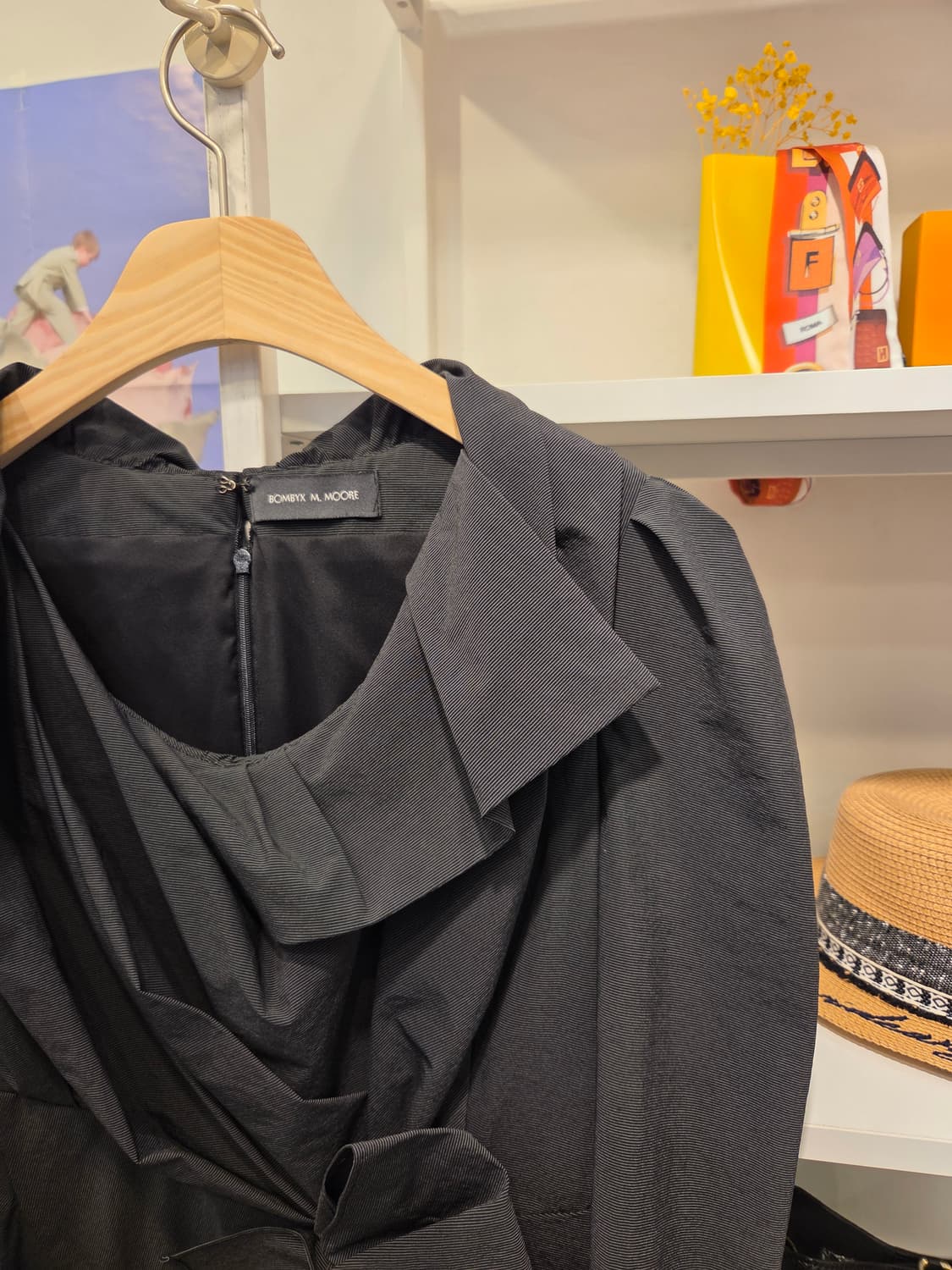 봄빅스엠무어 셔링 리본 원피스 상품이미지3