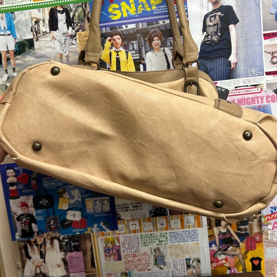 JPN 페이지보이 에코레더 벨 숄더백 상품이미지5