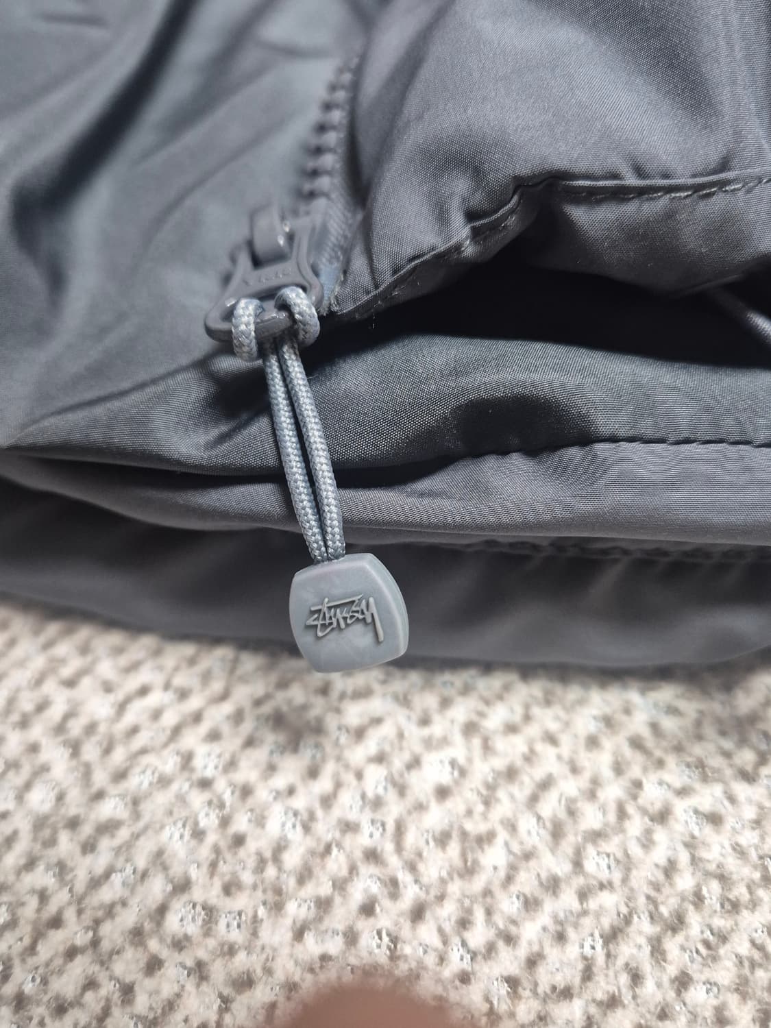 스투시 패딩 상품이미지5