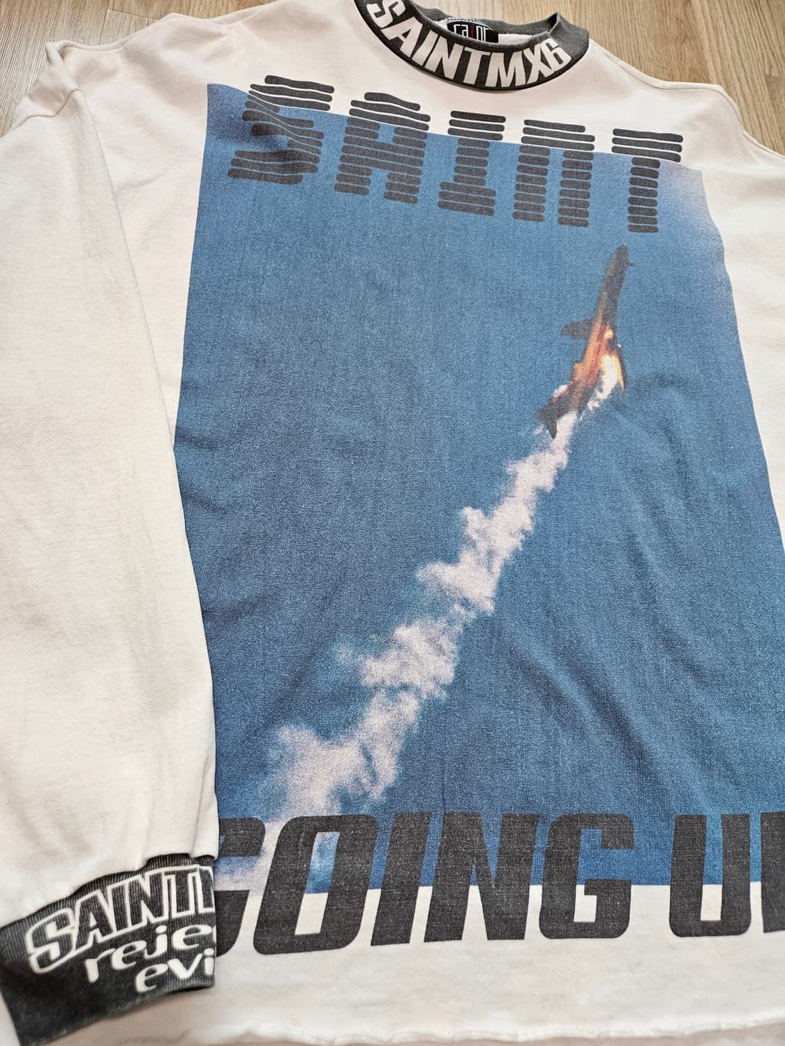 세인트미카엘 레이싱 긴팔 티셔츠. 상품이미지2