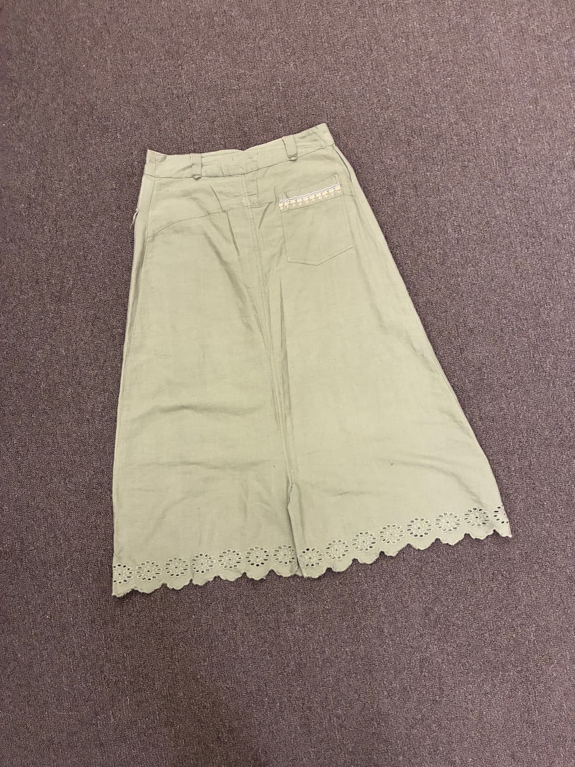 OS)wardrobe 빈티지 여성 꽃 펀칭 디테일 롱 스커트 상품이미지8