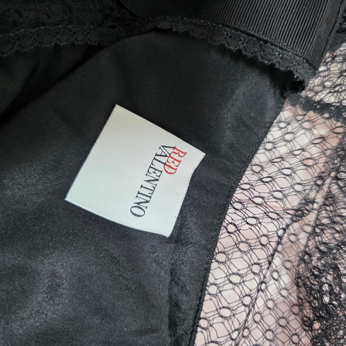 레드발렌티노 일본판 고전빈티지)블랙 레이스 러플 로맨틱 원피스 상품이미지6