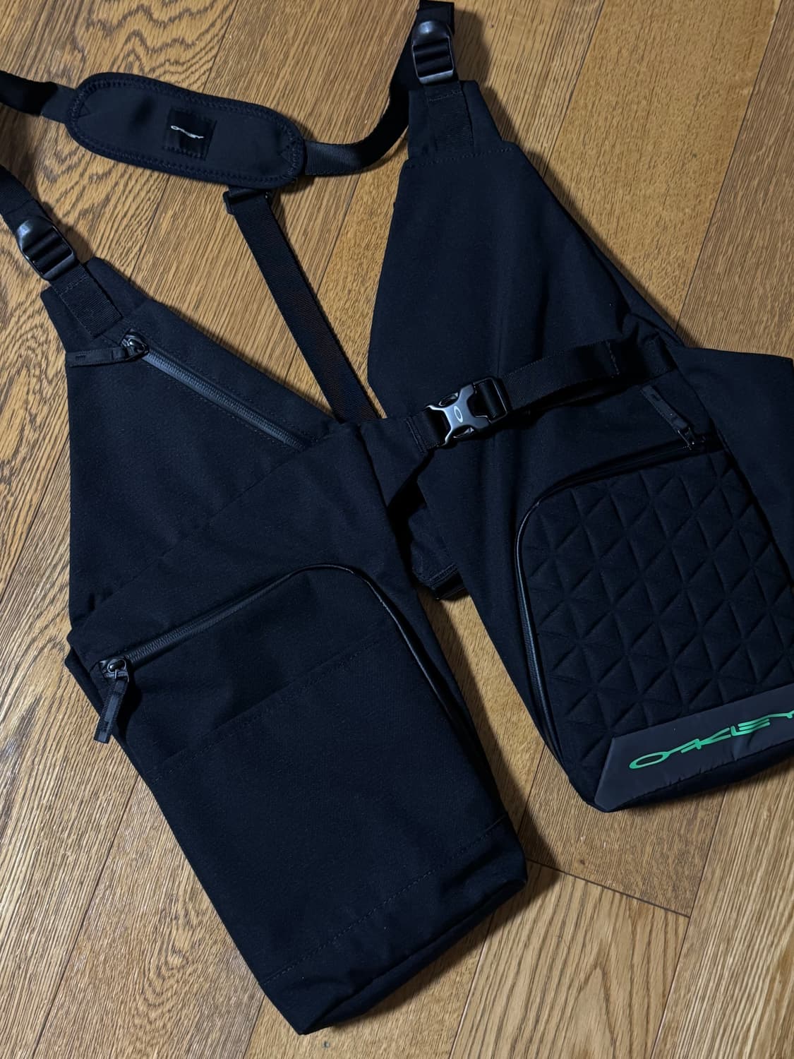 오클리 고어텍스 백 베스트 집업 자켓 가방 상품이미지1