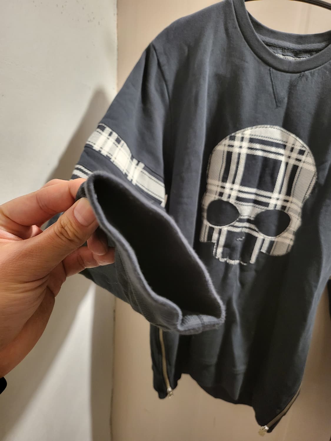 하이드로겐 해골  맨투맨 상품이미지3