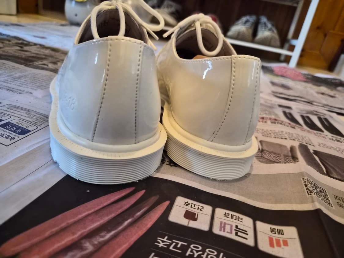 [41] 고샤루브친스키x닥터마틴 더비슈즈 화이트 상품이미지3