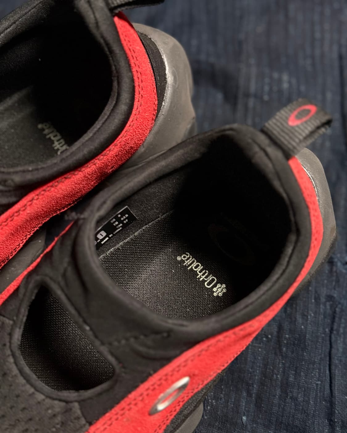 오클리 x 브레인 데드 스웨이드 플래쉬 샌들 [라바/블랙] US9 상품이미지5