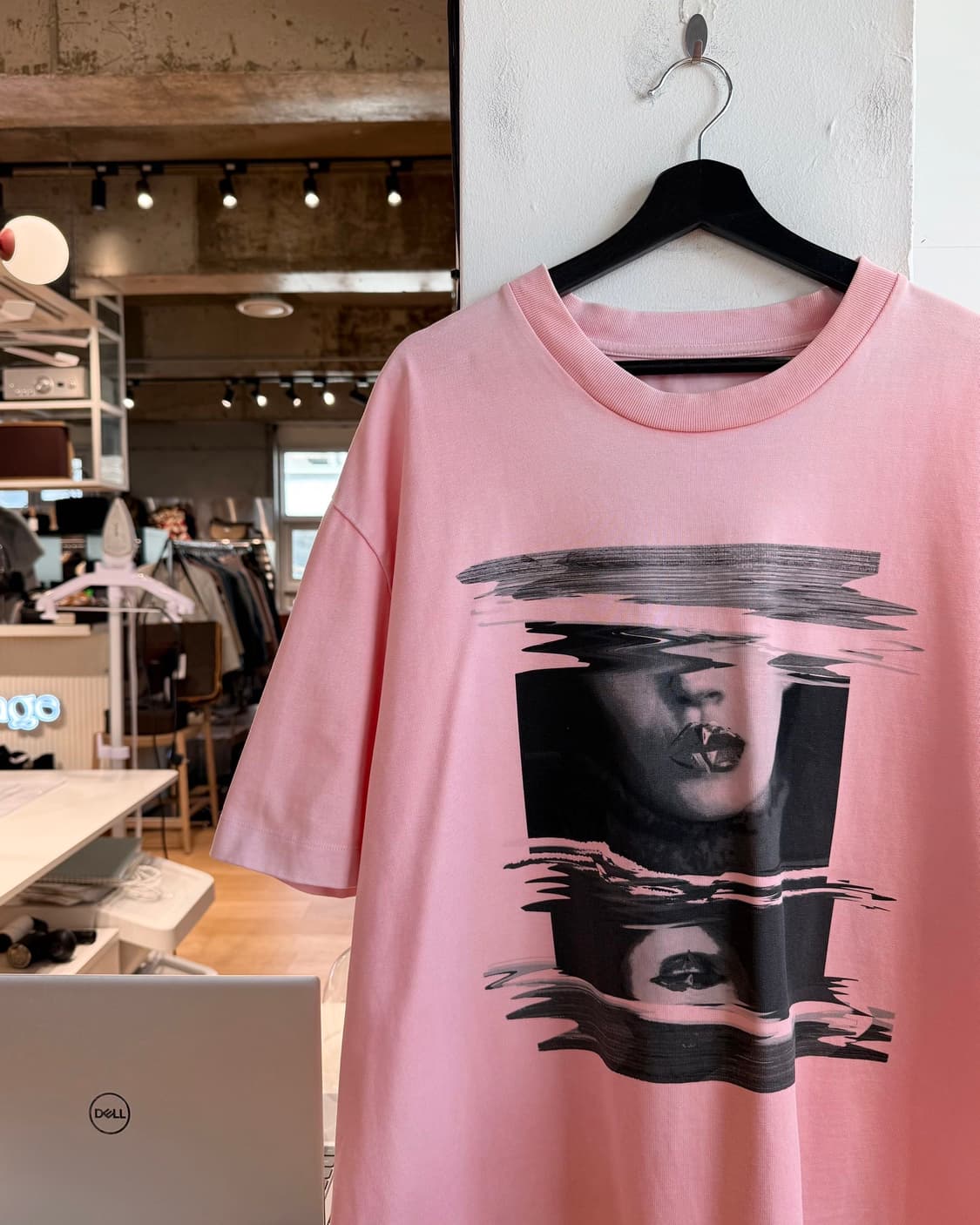 메종 마르지엘라 핑크 그래픽 프린팅 하프티  상품이미지4