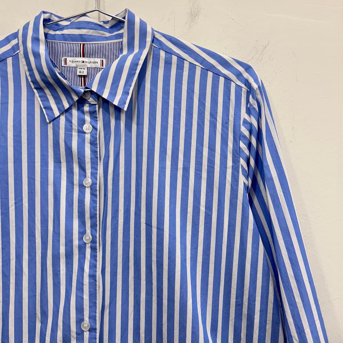 타미힐피거 레귤러핏 투톤 스트라이프 셔츠 상품이미지1