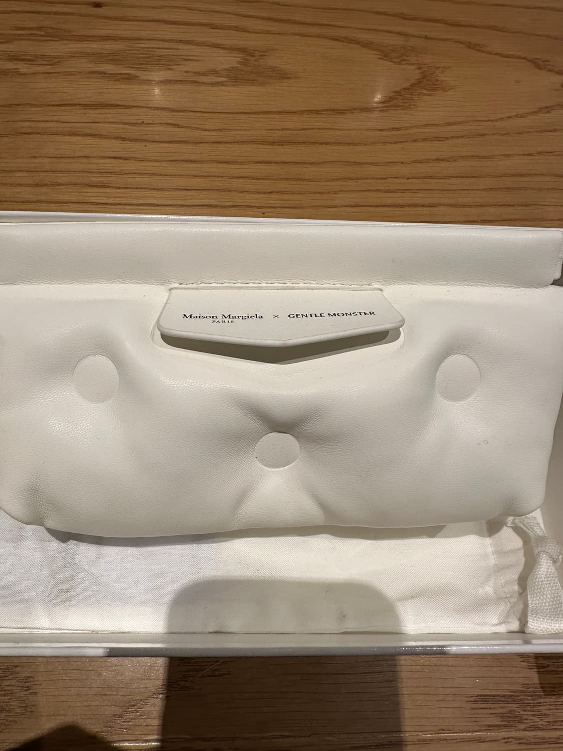 젠틀몬스터 마르지엘라 mm215 미착용 새상품 상품이미지2