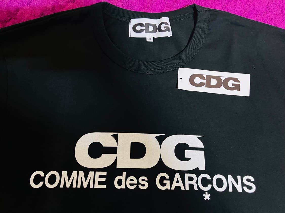 CDG 꼼데가르송 로고 반팔 티셔츠 드립니다(새상품/정품) 상품이미지2