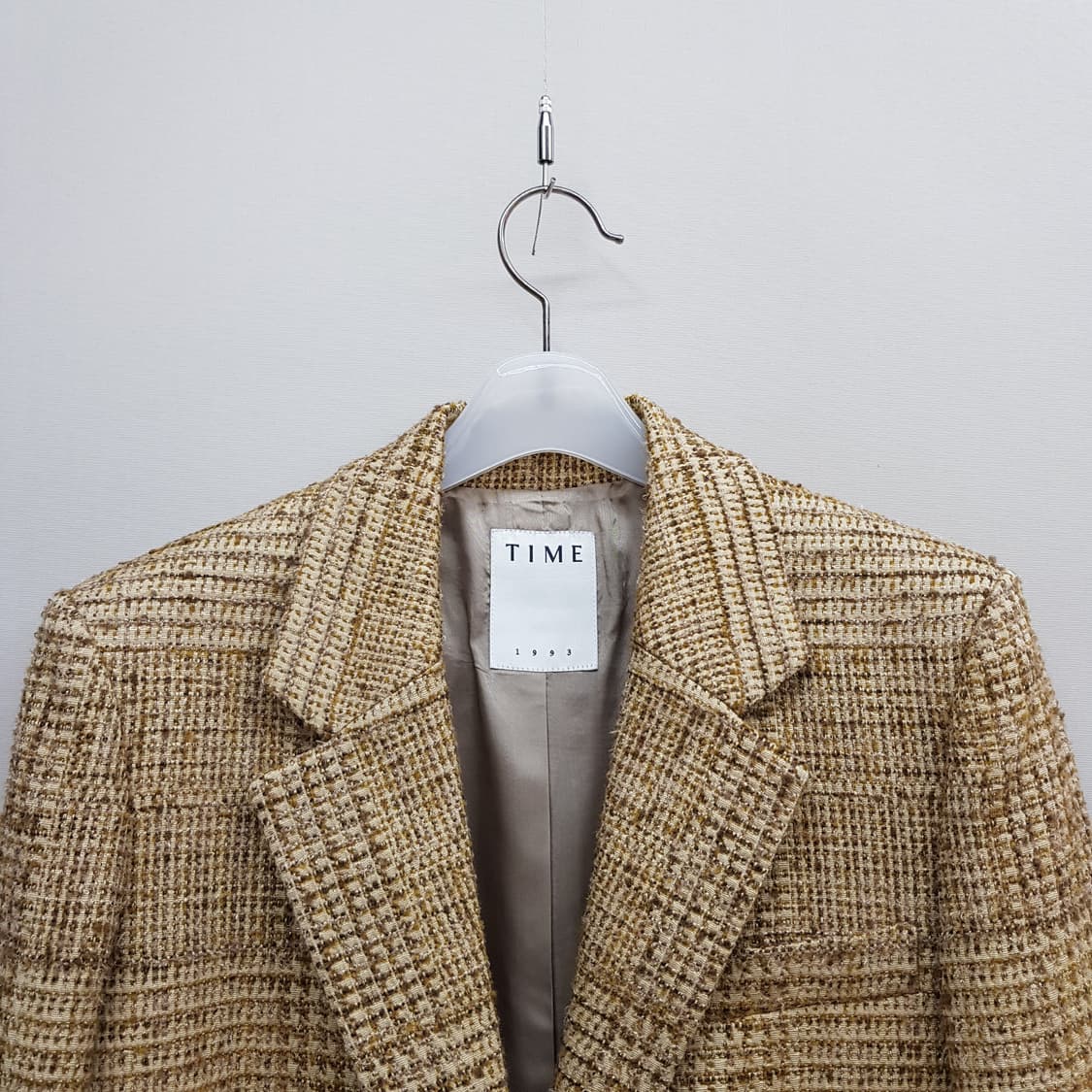 한섬 타임 2021 울 트위드 자켓 82-94-160사이즈 상품이미지3
