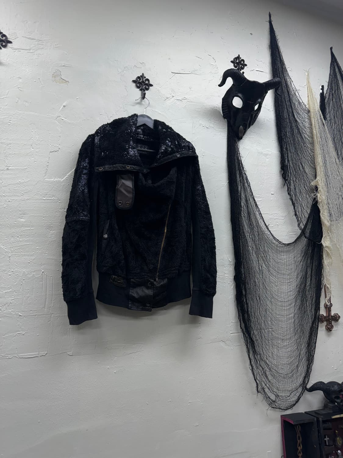 Naoto seven 00s archive asymmetry fur ja 상품이미지1