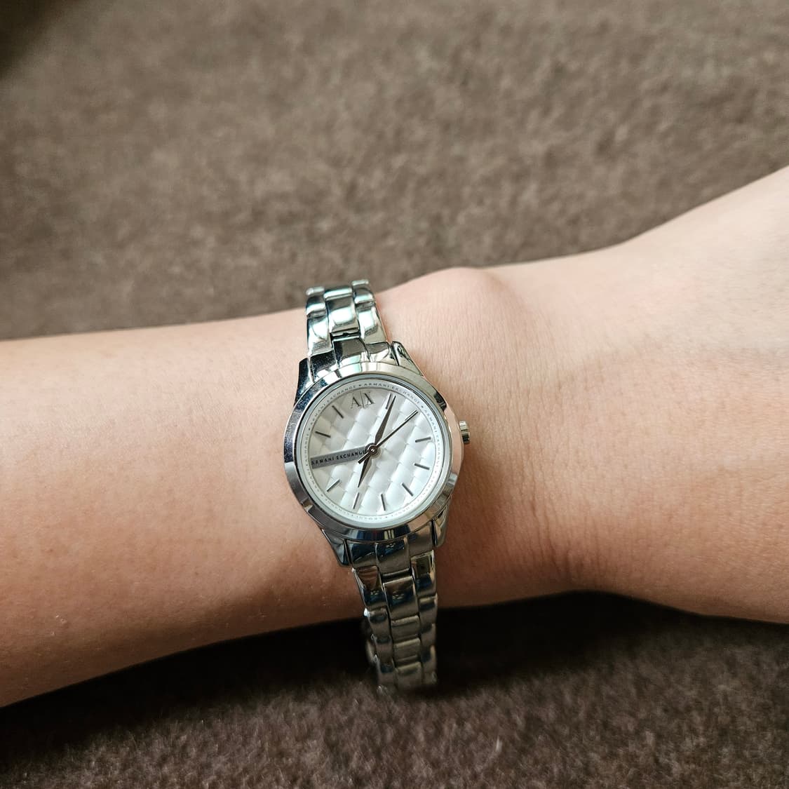 [새제품] 아르마니 실버 메탈 체인 시계 여성용 상품이미지4