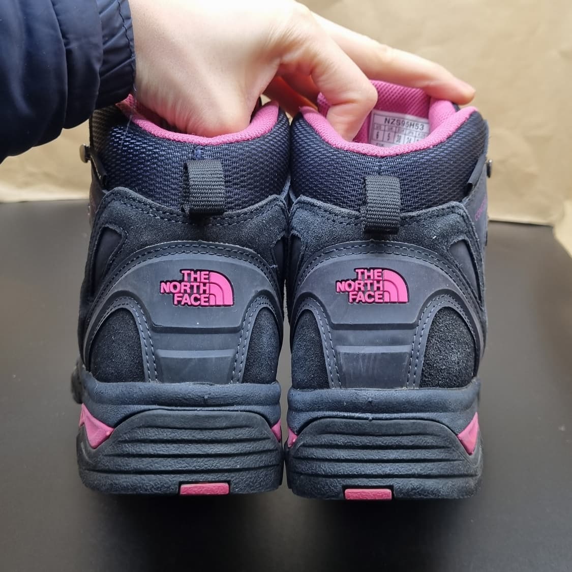 노스페이스 여성등산화240  상품이미지4