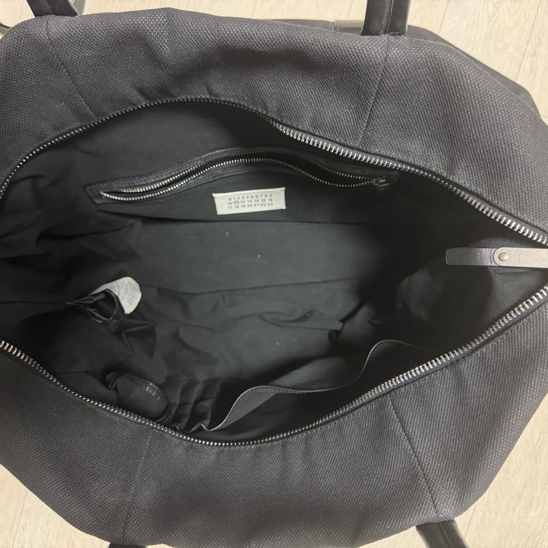 메종 마르지엘라 보스턴백 블랙  상품이미지6