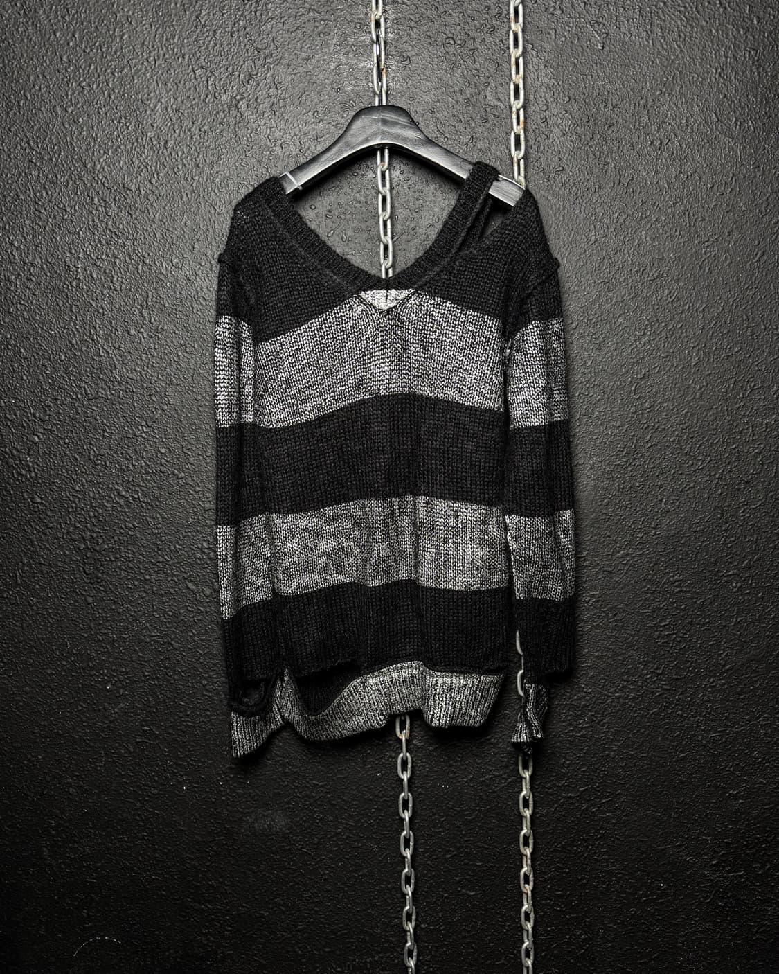 DIESEL – Black Stripe Distressed knit    상품이미지9