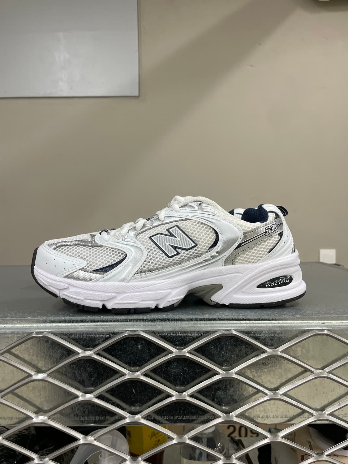 뉴발란스 530 디플 화이트 245 상품이미지1