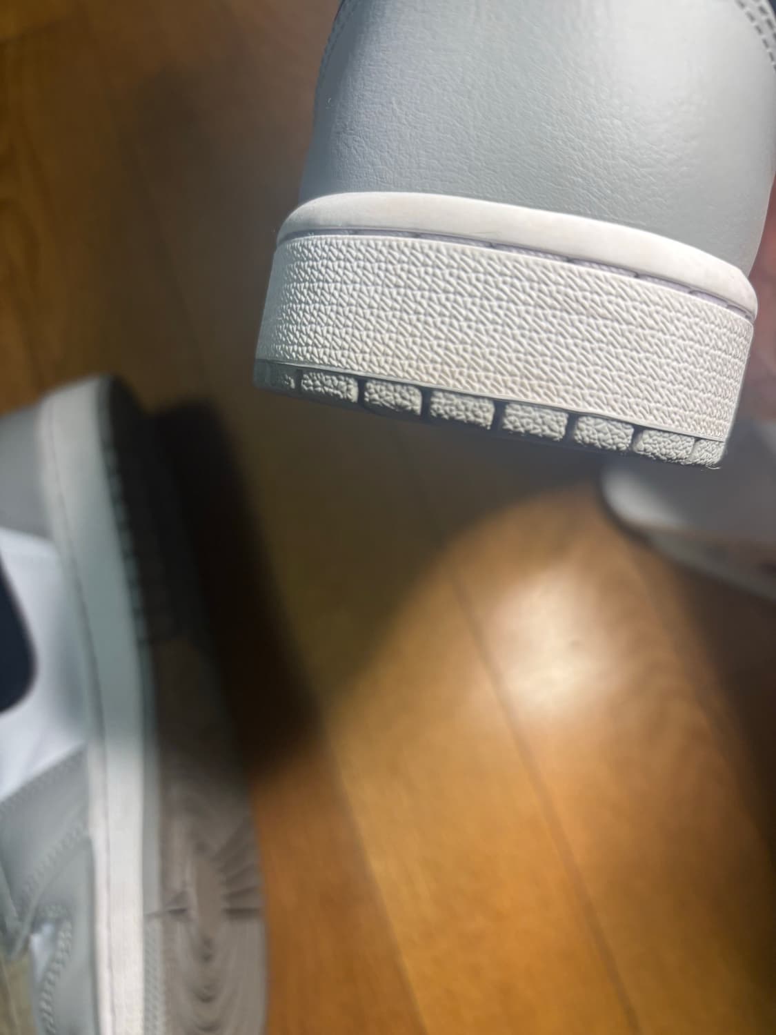 조던1 미드 그레이 상품이미지5