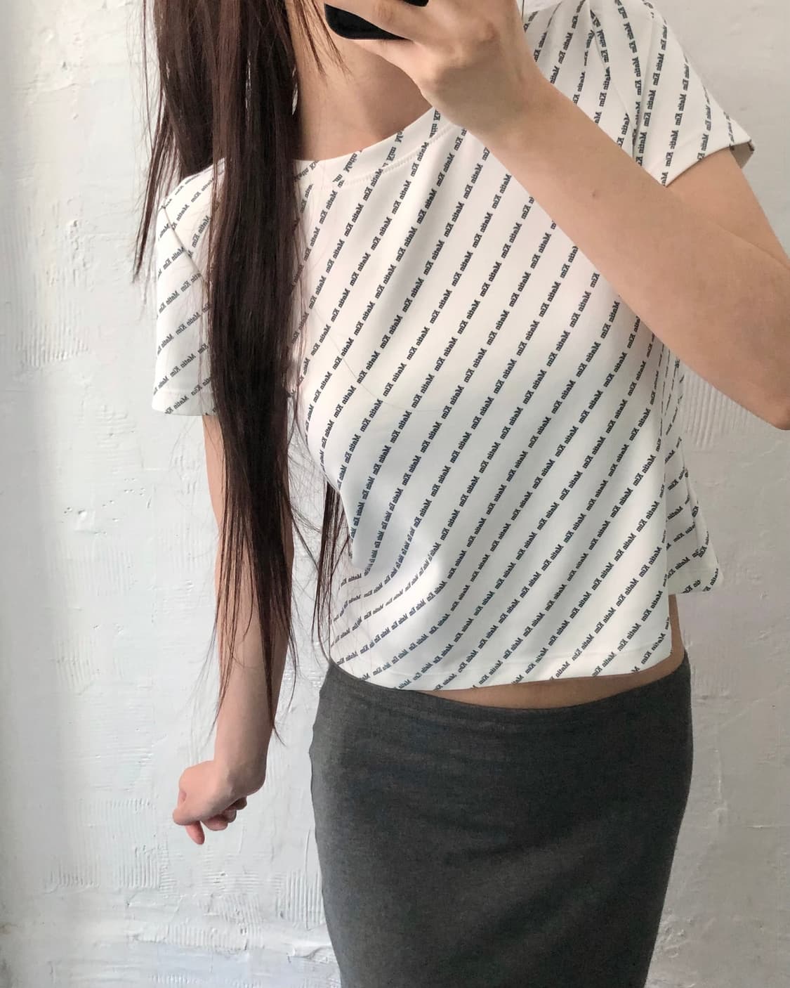 Matin Kim 마뗑킴 로고플레이 패턴 화이트 티셔츠 상품이미지4