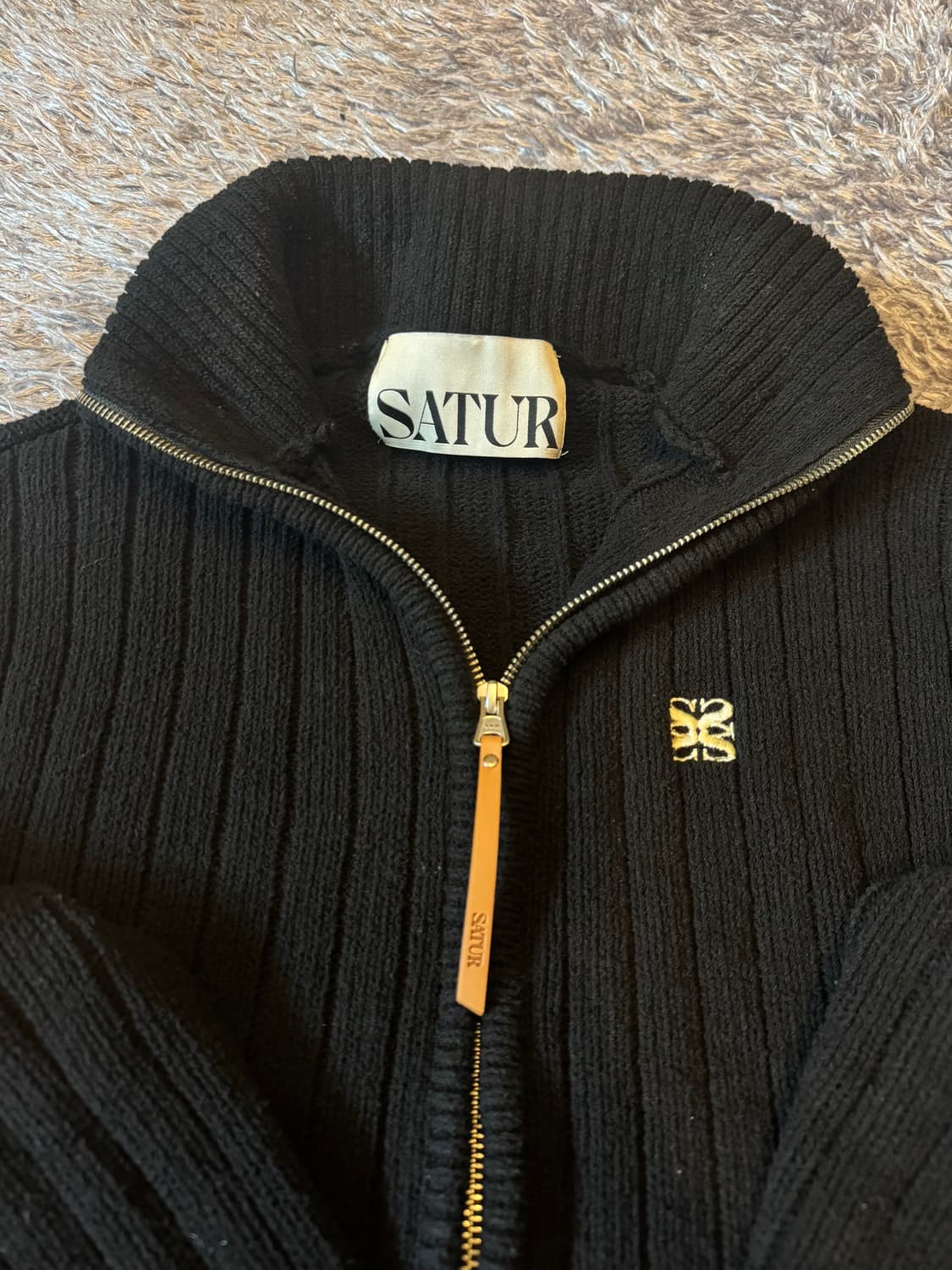 세터 파로 부클 니트 집업 블랙 L (환승연애 우식 착용) 상품이미지4