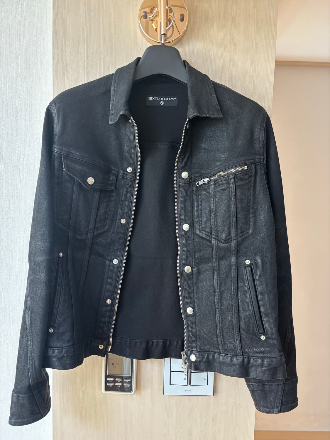 넥스트도어립스 자켓 상품이미지1