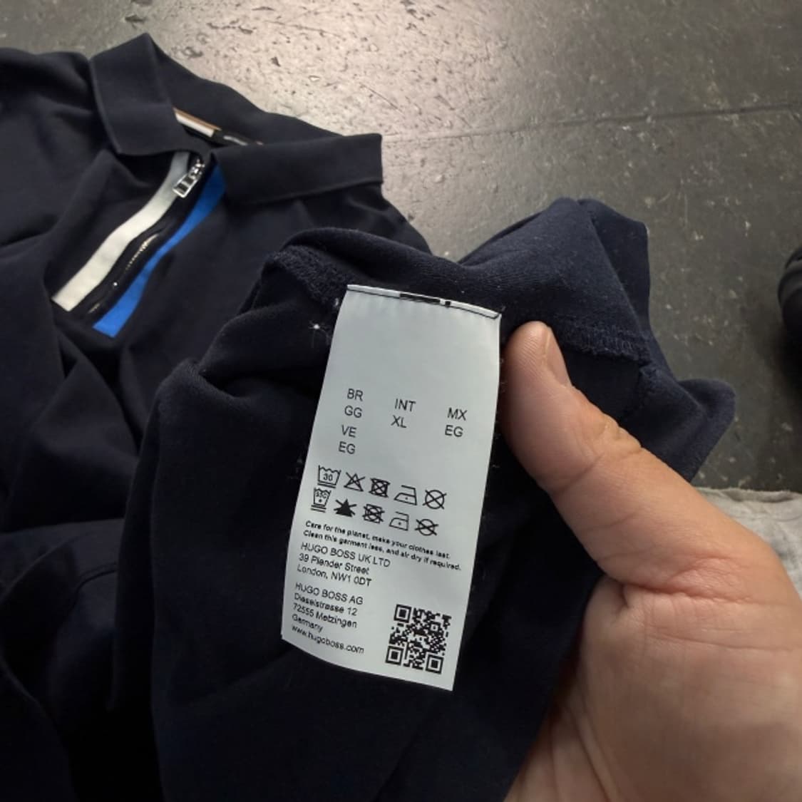 105 휴고보스 반집업 카라티  상품이미지4