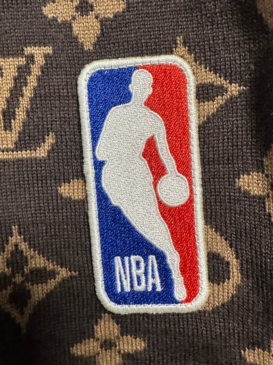 루이비통 nba 집업 니트 상품이미지3