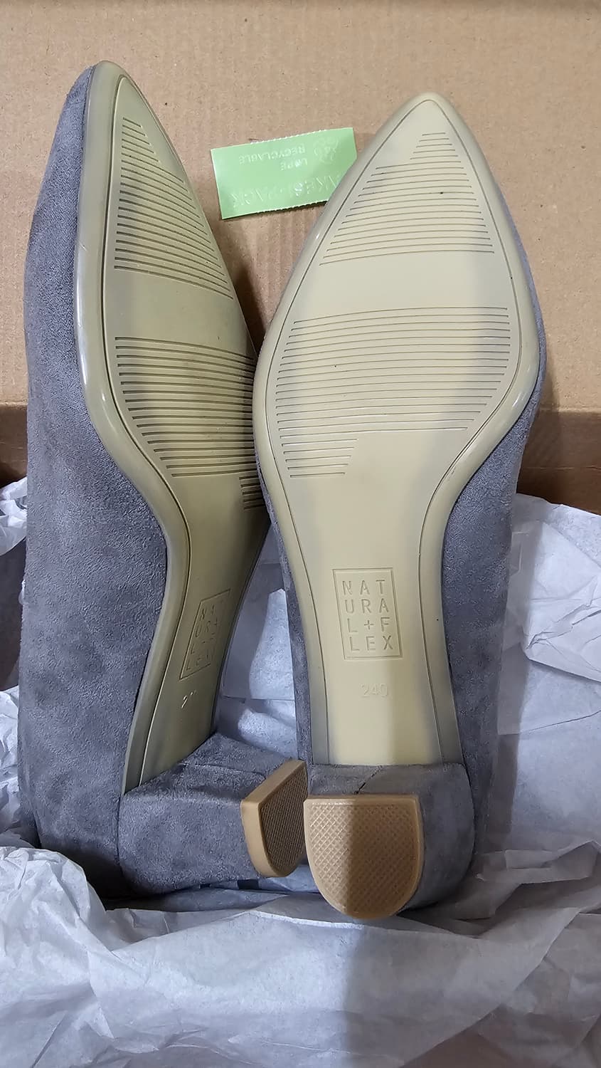 네추럴플렉스 스웨이드 구두 5센치 240 상품이미지3