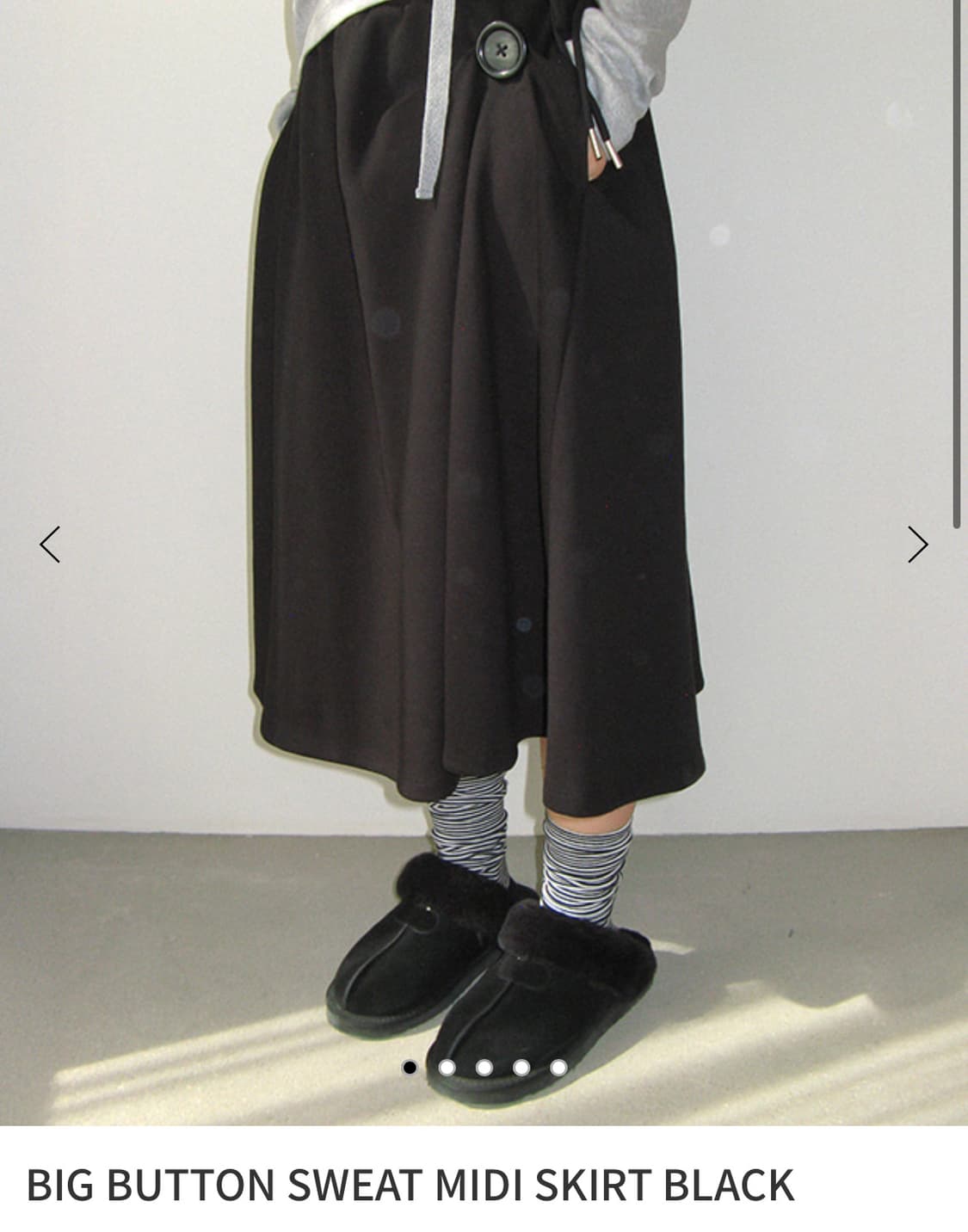 Big button sweat midi skirt black 상품이미지1